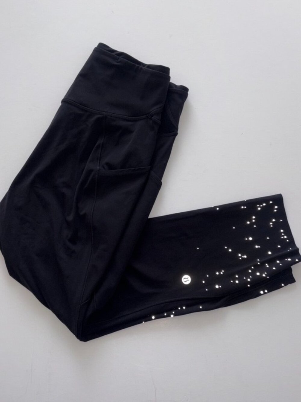 Women's Lululemon Athletica Black Crop Leggings with Splatter Shimmer Detail 4
